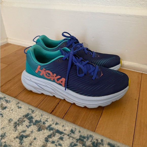 Hoka Rincon 3 - Perfect Condition - Picture 2 of 6
